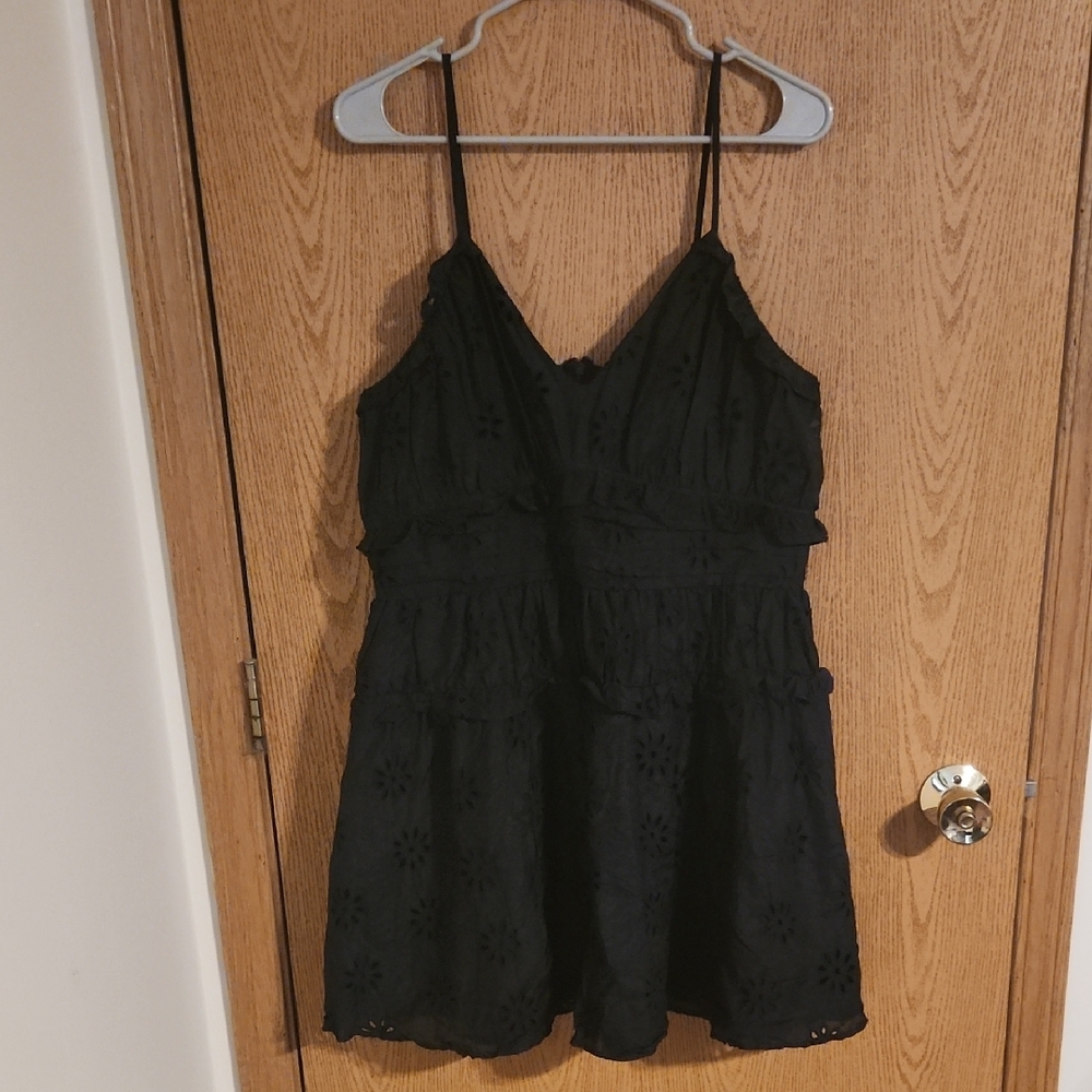 Black Sleeveless Dress